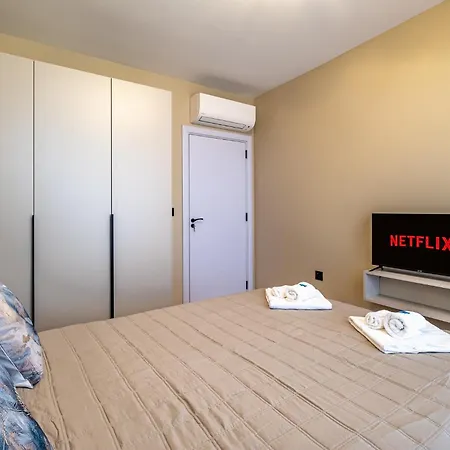 Luxury 2bedroom In Complex Family Garden With Free Parking * فارنا