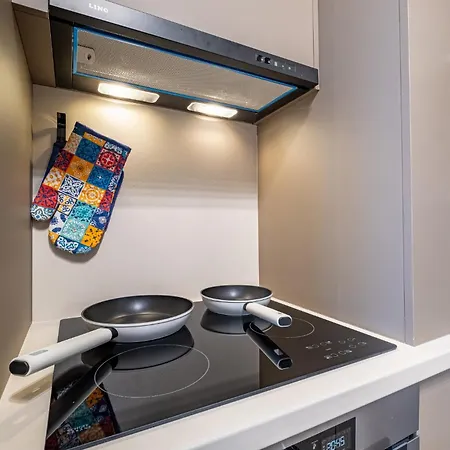 Apartament Luxury 2bedroom In Complex Family Garden With Free Parking Warna
