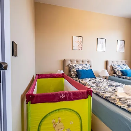 Luxury 2bedroom In Complex Family Garden With Free Parking Varna