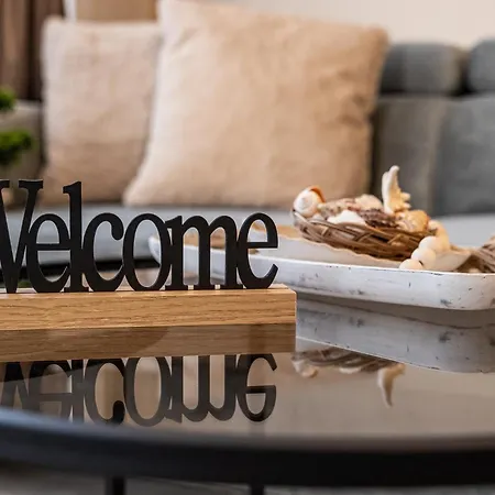 Luxury 2bedroom In Complex Family Garden With Free Parking 아파트 바르나
