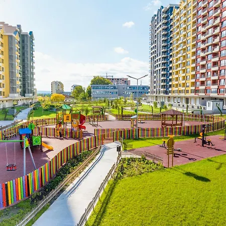 Διαμέρισμα Luxury 2bedroom In Complex Family Garden With Free Parking