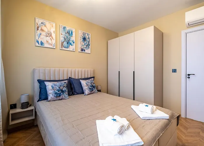 Luxury 2bedroom In Complex Family Garden With Free Parking * Варна