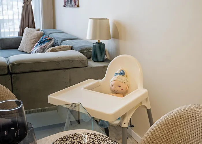 Luxury 2bedroom In Complex Family Garden With Free Parking Варна