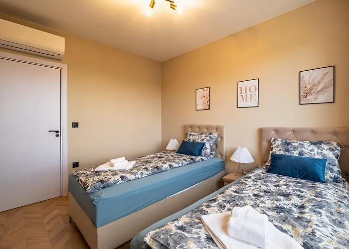 Luxury 2bedroom In Complex Family Garden With Free Parking Appartement Varna