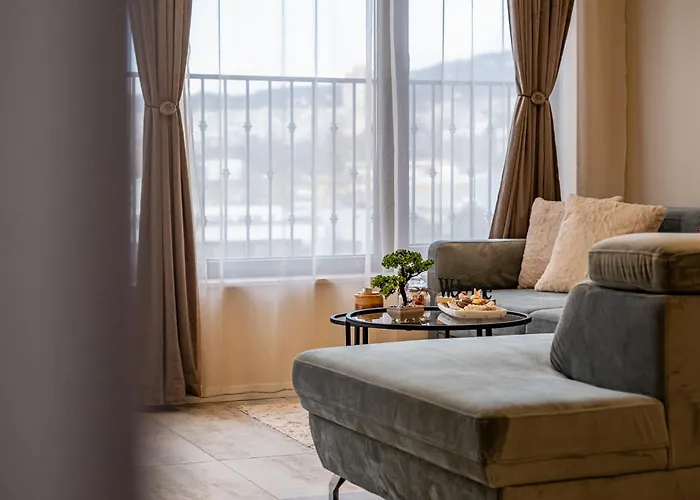 Апартаменты Luxury 2bedroom In Complex Family Garden With Free Parking