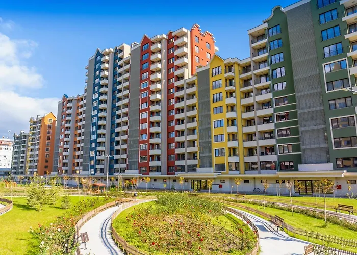 Апартаменты Luxury 2bedroom In Complex Family Garden With Free Parking *